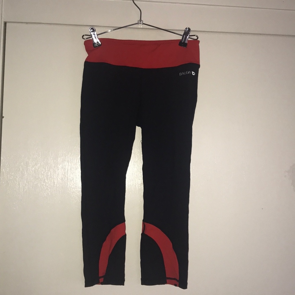 Knee length running leggings